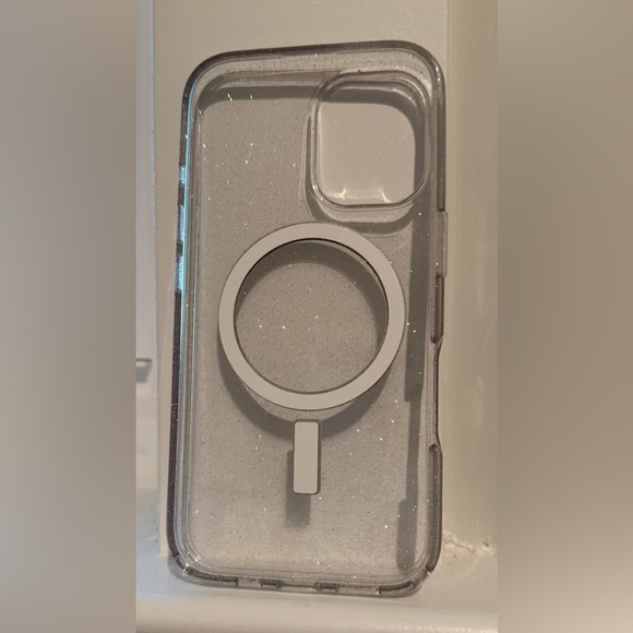 iPhone 16 Waterfall glitter MagSafe case-New without a box. - Picture 2 of 5